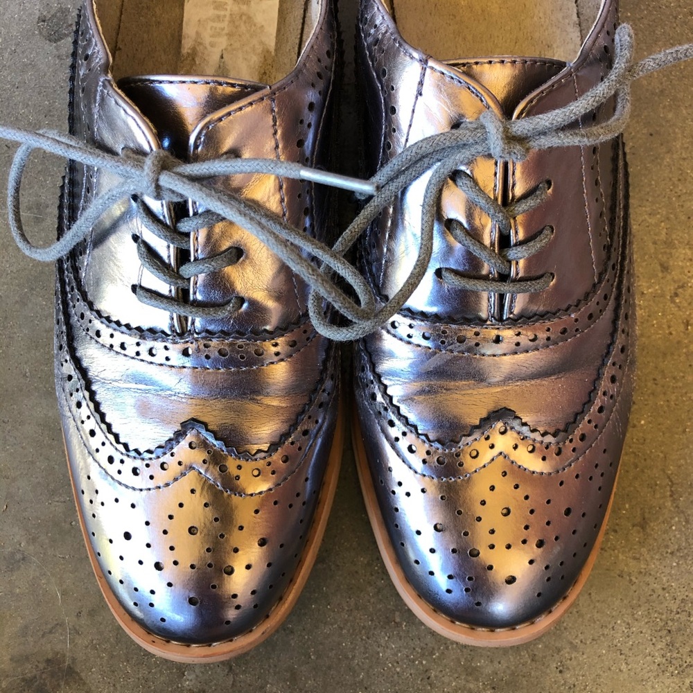 Wanted “Babe” Silver/Metallic Oxfords